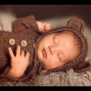 Newborn photography  bear outfit